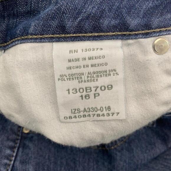 Riders by Lee Capri Raw Hem Women's size 16P Dark Wash Blue Denim Jeans - Picture 4 of 4